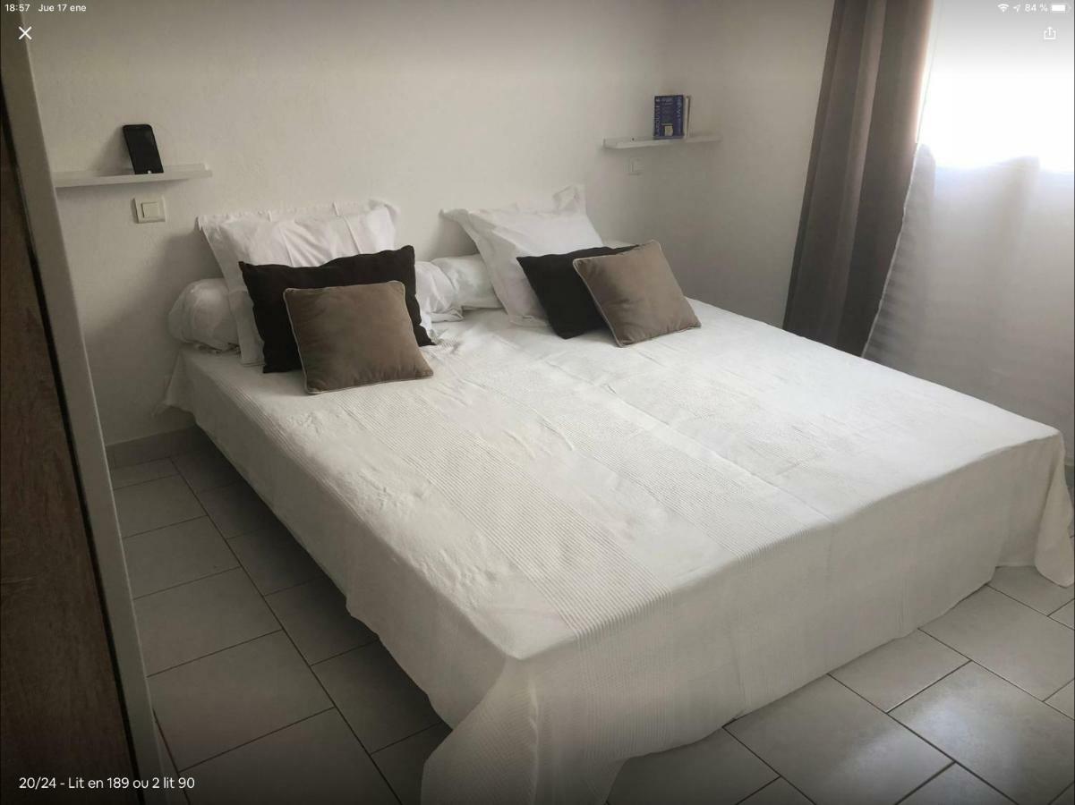 فيلا Petite Maisonette Adossee Mais Independante Avec Piscine Peymeinade المظهر الخارجي الصورة